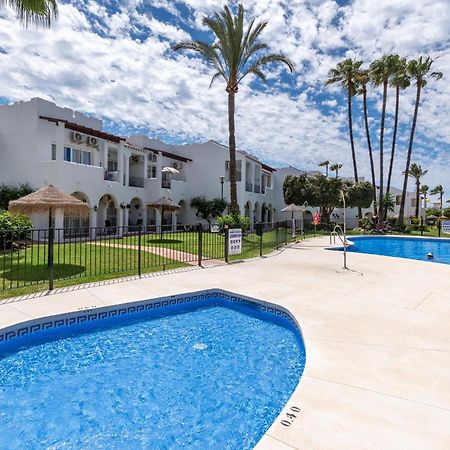 Renovated Apartment On Beachside With Pool Nerja Eksteriør bilde