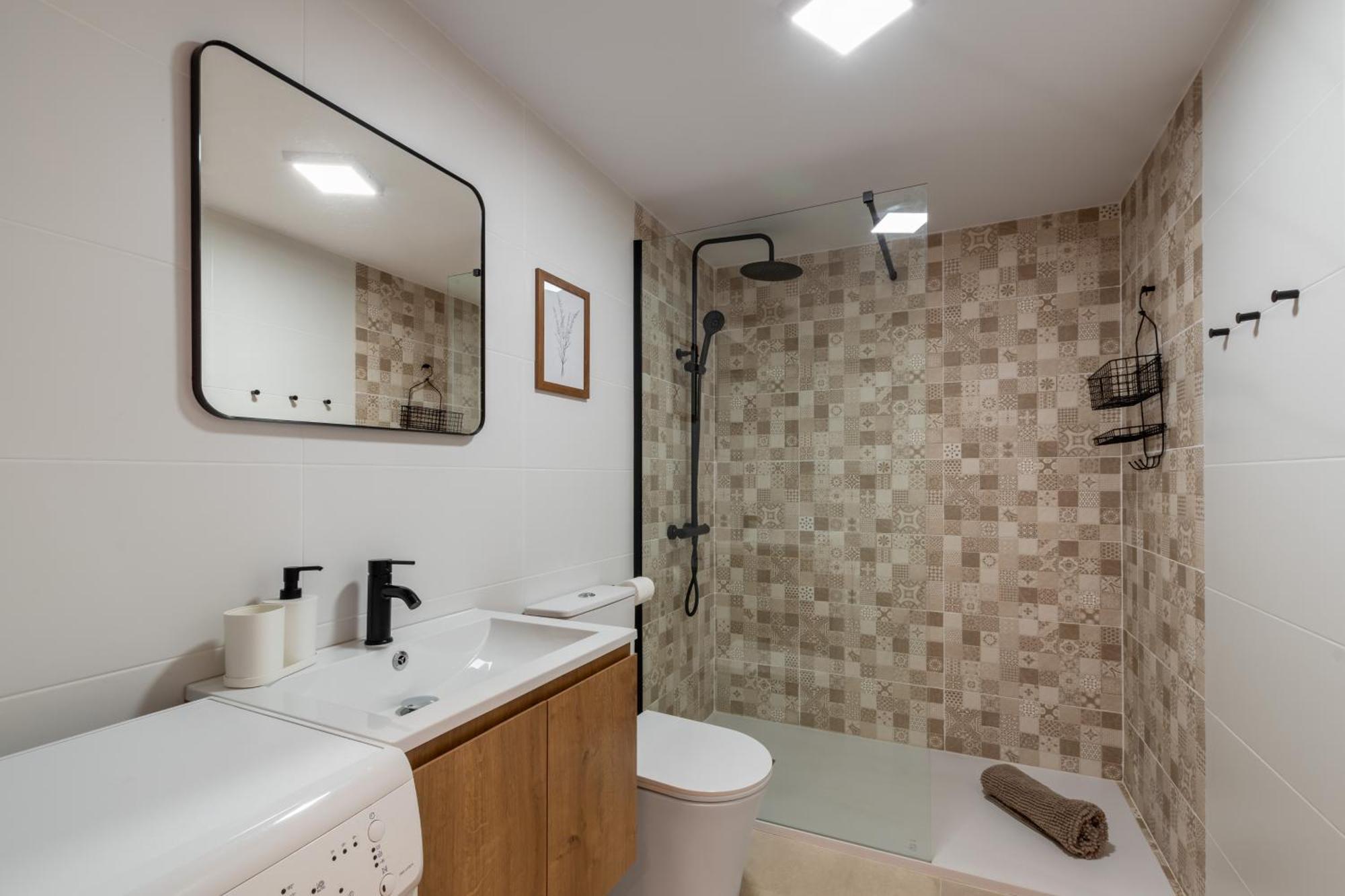 Renovated Apartment On Beachside With Pool Nerja Eksteriør bilde