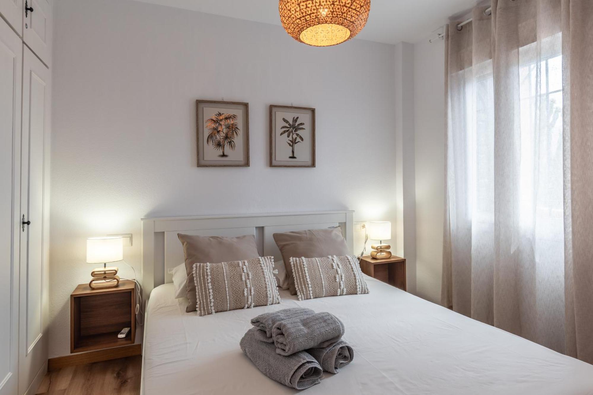 Renovated Apartment On Beachside With Pool Nerja Eksteriør bilde